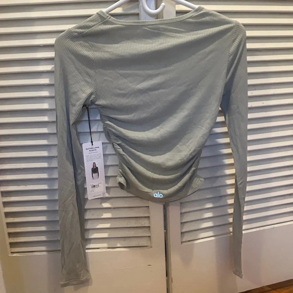 ALO Yoga Ribbed Gather Long Sleeve Blouse - Limestone - Picture 4 of 6